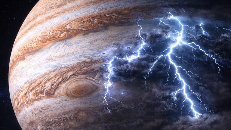 Giove: lì i fulmini sono 7 volte più potenti rispetto alla Terra