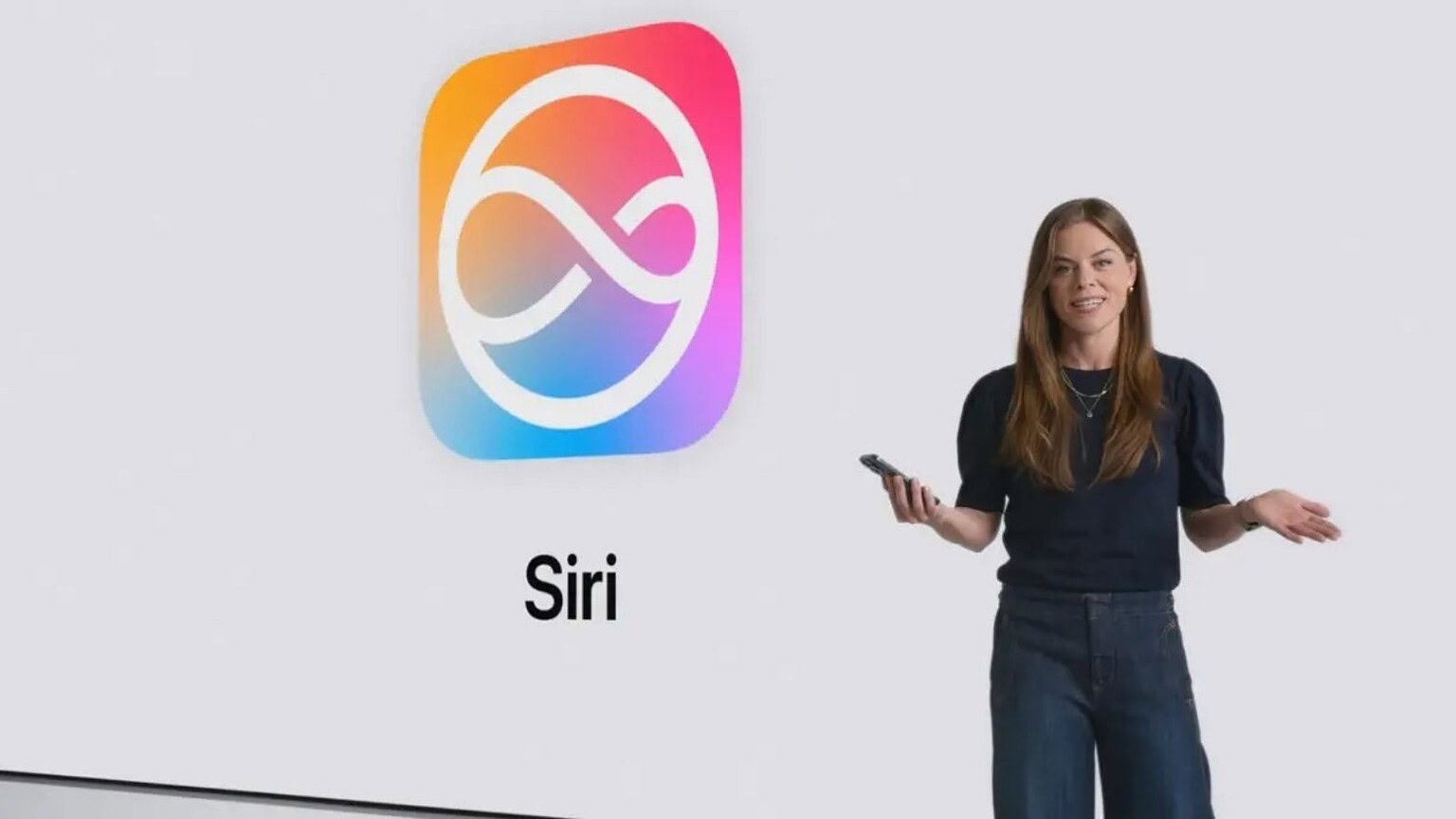 Siri potrebbe girare sui server Google: Apple potrebbe affidarsi a Gemini