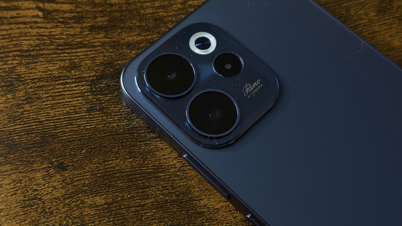 OPPO Reno 15 FS OPPO Reno 15 FS