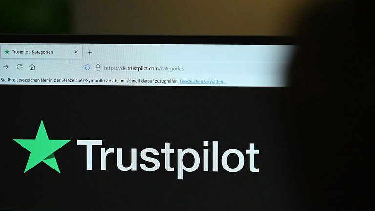 Trustpilot nel mirino dell'AGCM: 4 milioni di euro di multa, ecco perché