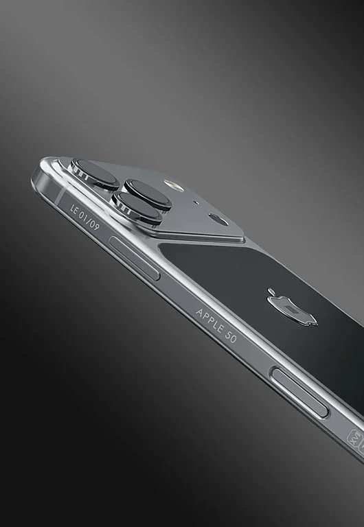 iPhone 17 Pro: il modello di Caviar integra un pezzo vero del dolcevita di Steve Jobs_3
