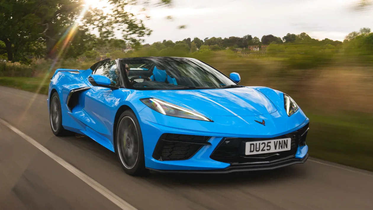 Corvette C8: l'auto verrà lanciata con un nuovo V8 da 6,7 litri