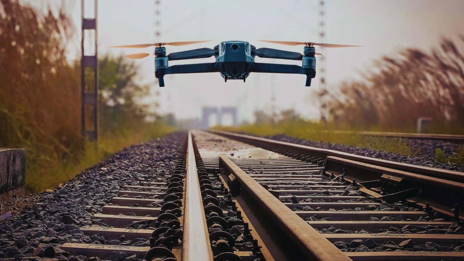 Un drone cade sui binari in Piemonte e scatena il panico
