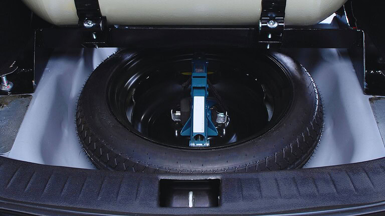 auto ruota scorta
