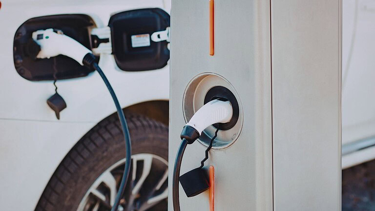 auto elettriche ricarica
