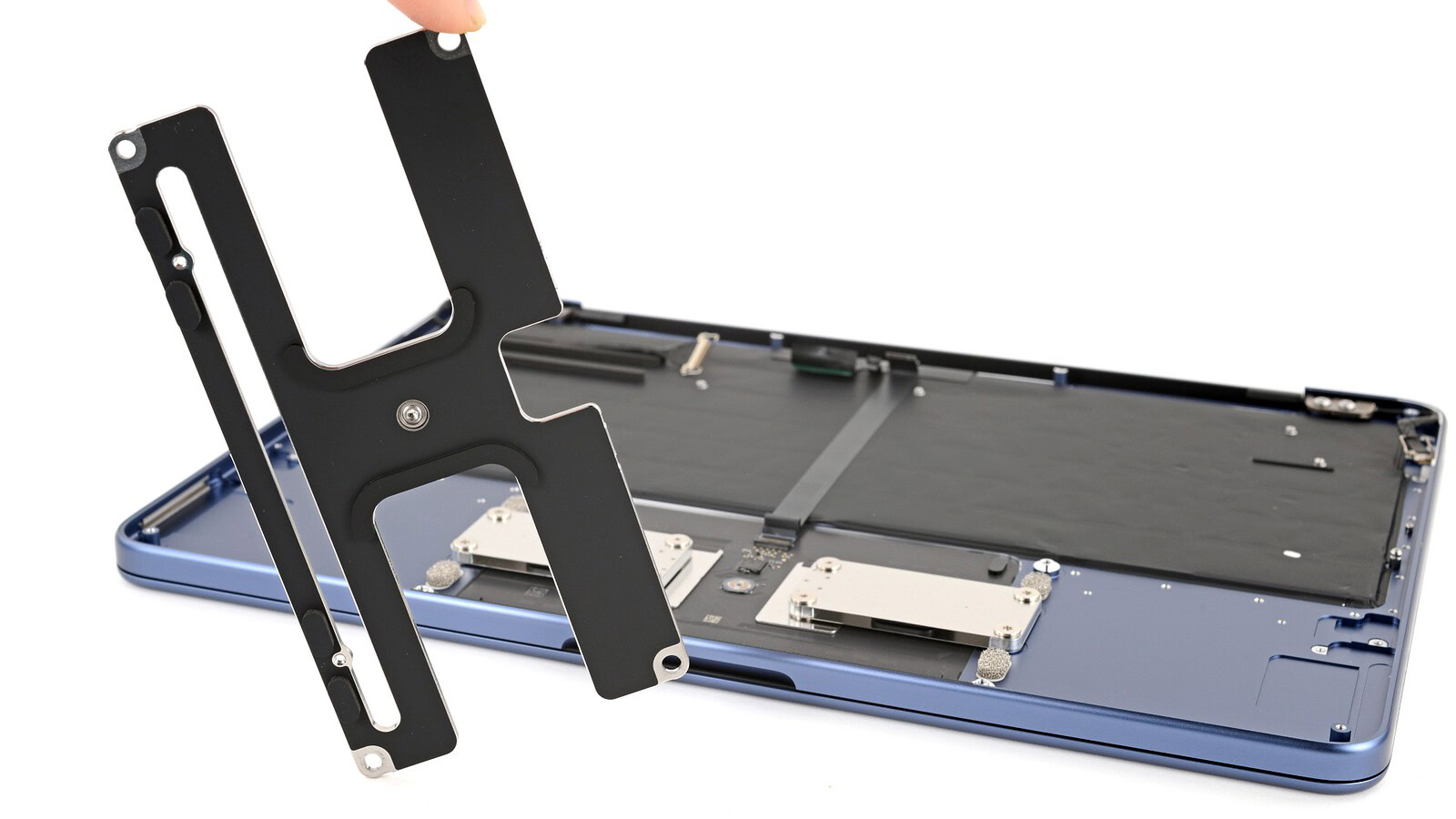 MacBook Neo il più riparabile iFixit teardown _2