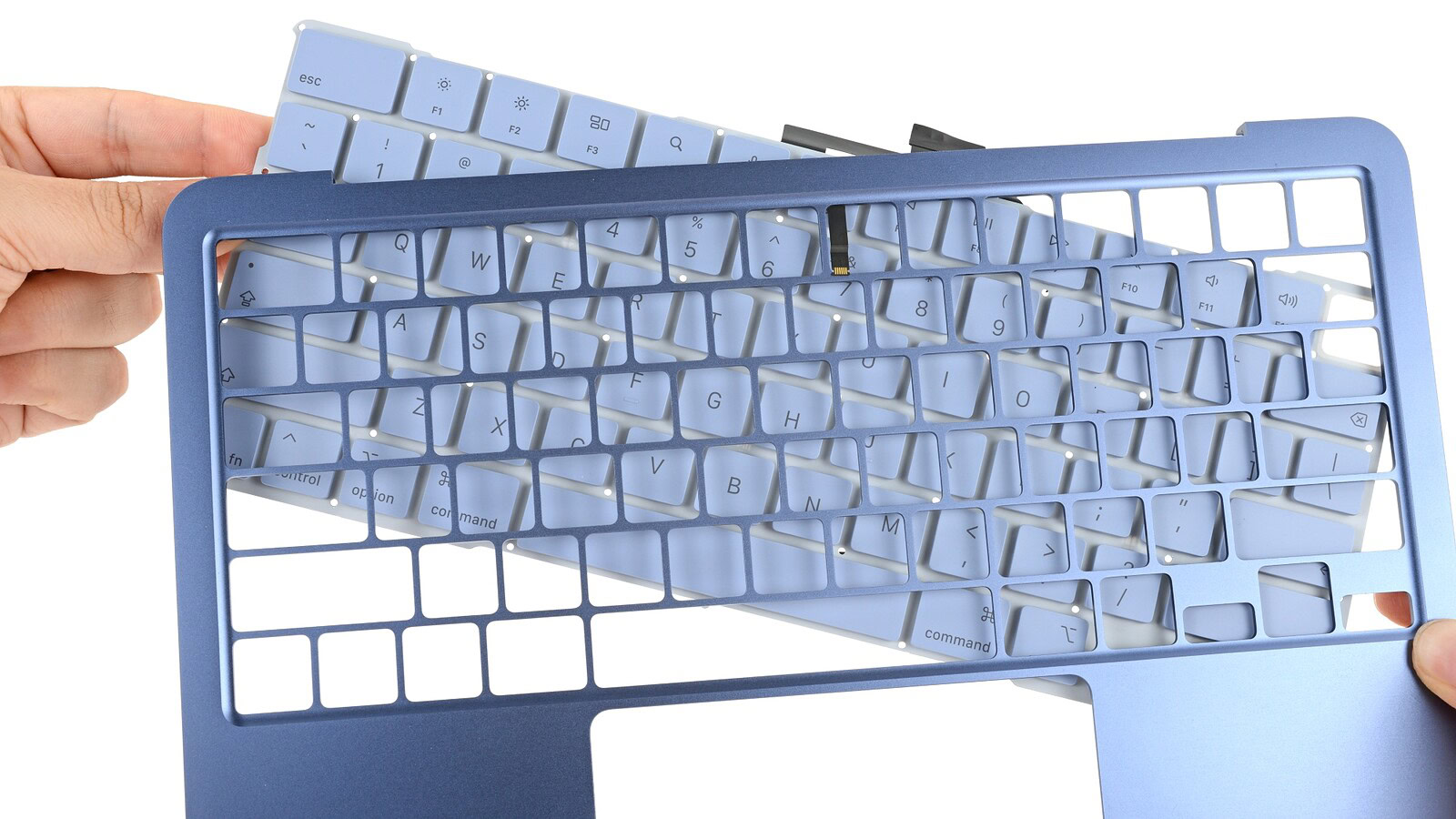 MacBook Neo il più riparabile iFixit teardown _3