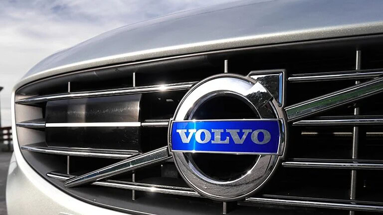 Volvo EX60: cosa fa davvero l'intelligenza artificiale a bordo