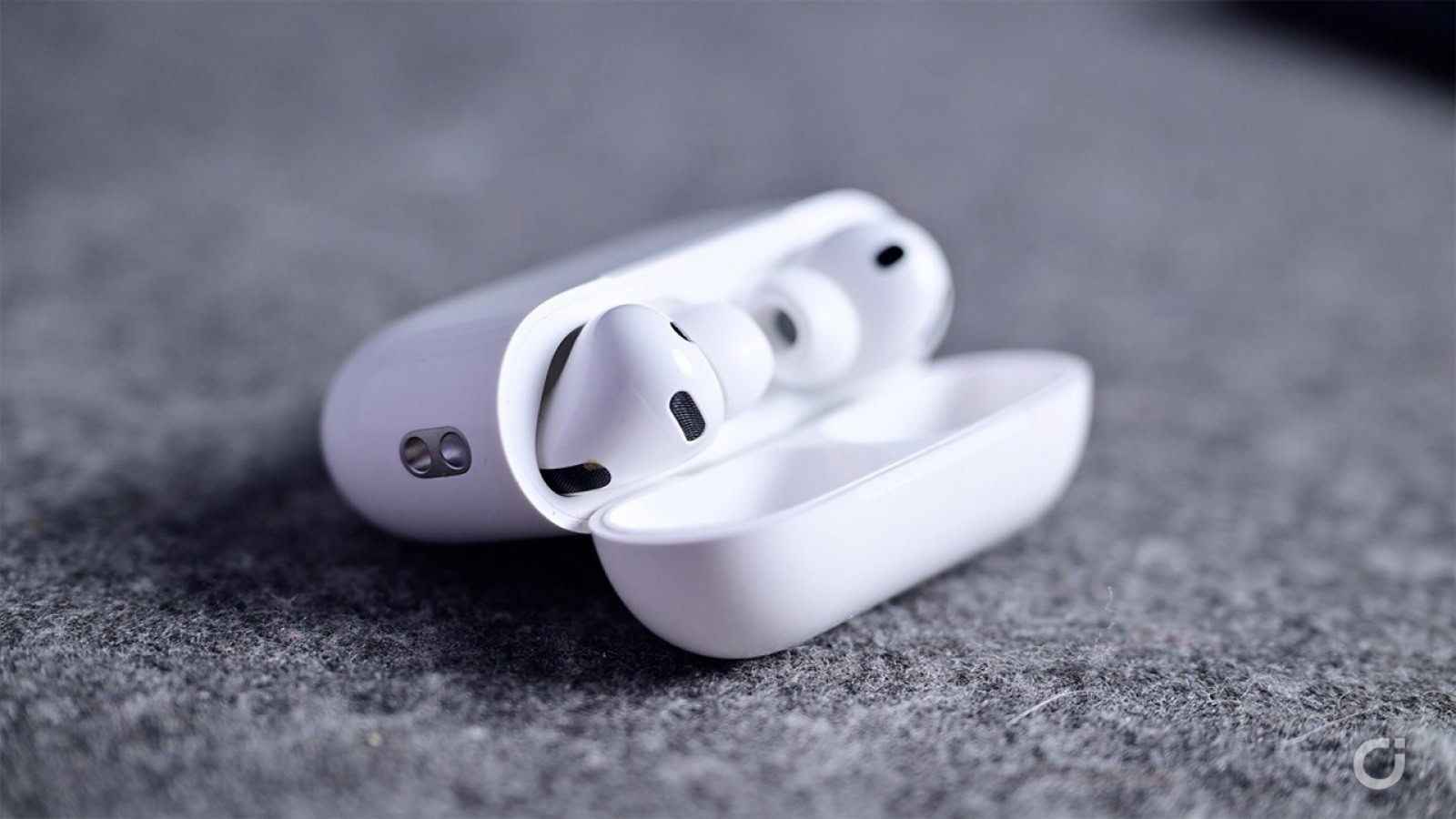 AirPods Pro 3, Pro 2 e AirPods 4: cosa cambia col firmware 8B39 - firmware 8B39 AirPods