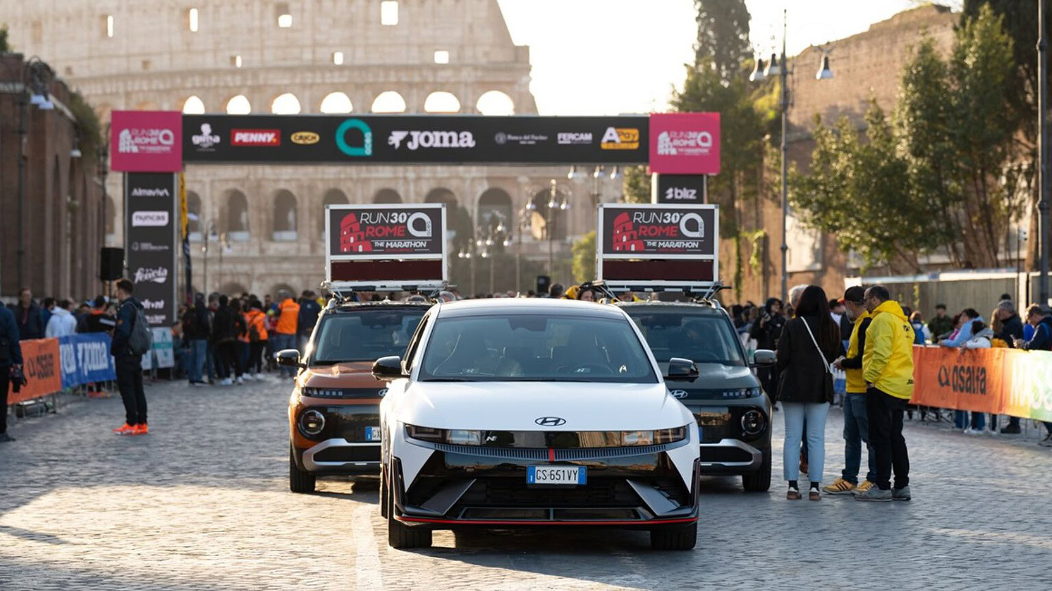 Hyundai alla Maratona di Roma 2026: IONIQ 5 N e pedana baropodometrica al Circo Massimo