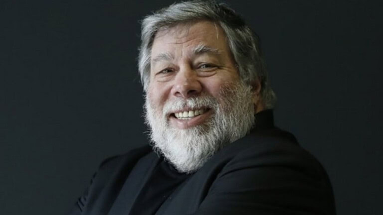 Steve Wozniak contro l'AI: "Troppo perfetta per essere utile"