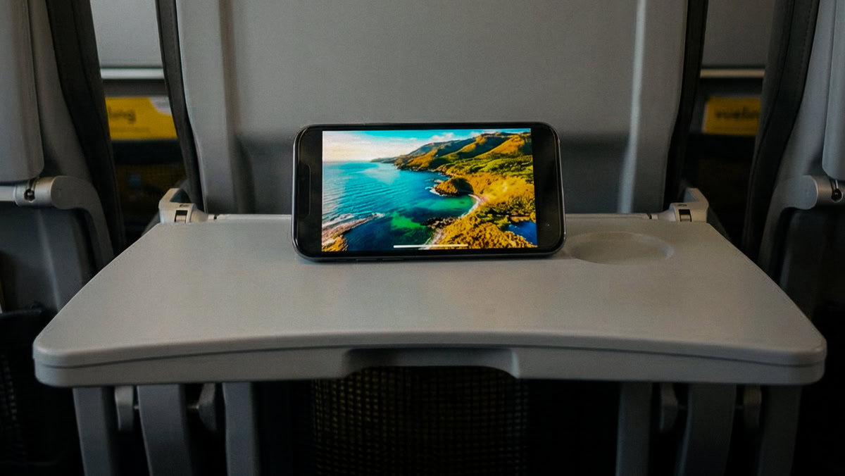 Vueling lancia l'intrattenimento gratuito a bordo: come funziona_1