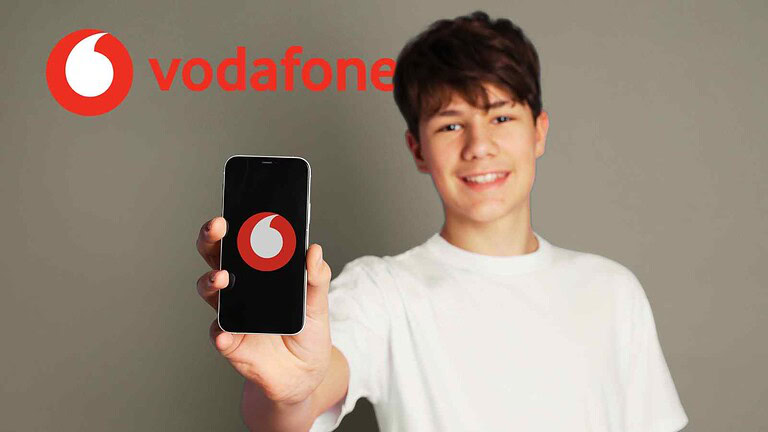 Vodafone Mobile PRO a 11,95€ offre 250 GB in 5G, roaming UE/UK/Svizzera e giga illimitati con il passaparola.