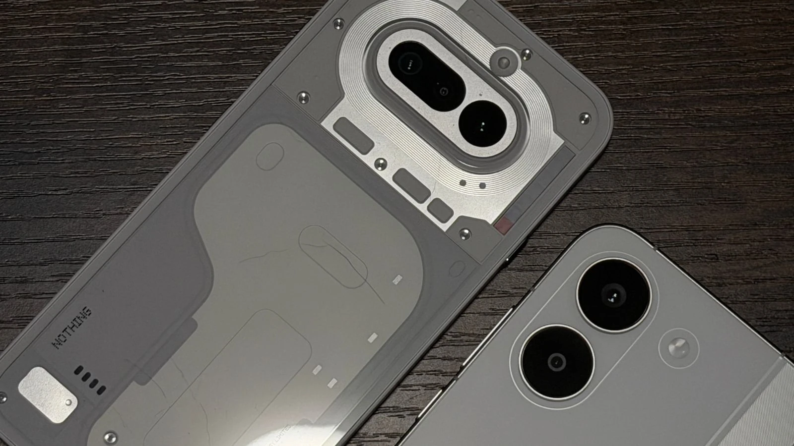 POCO X8 Pro vs Nothing Phone (4a)