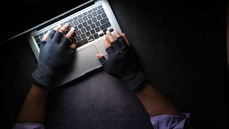 Europa.eu violata: confermato il furto di 350 GB di dati sensibili