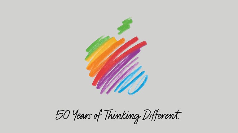 Apple compie 50 anni: Tim Cook svela qual è stato il momento della svolta