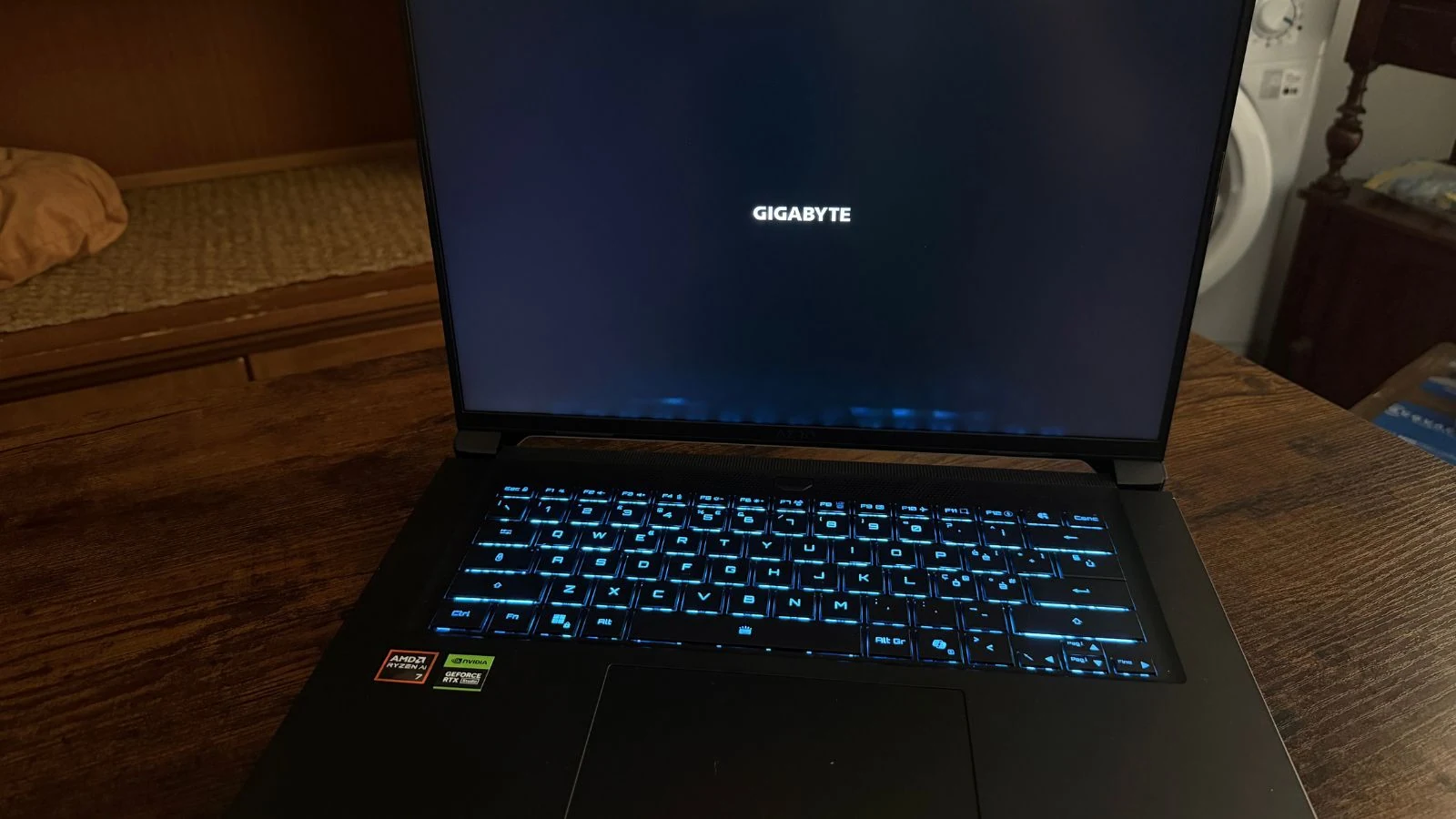 Gigabyte X16