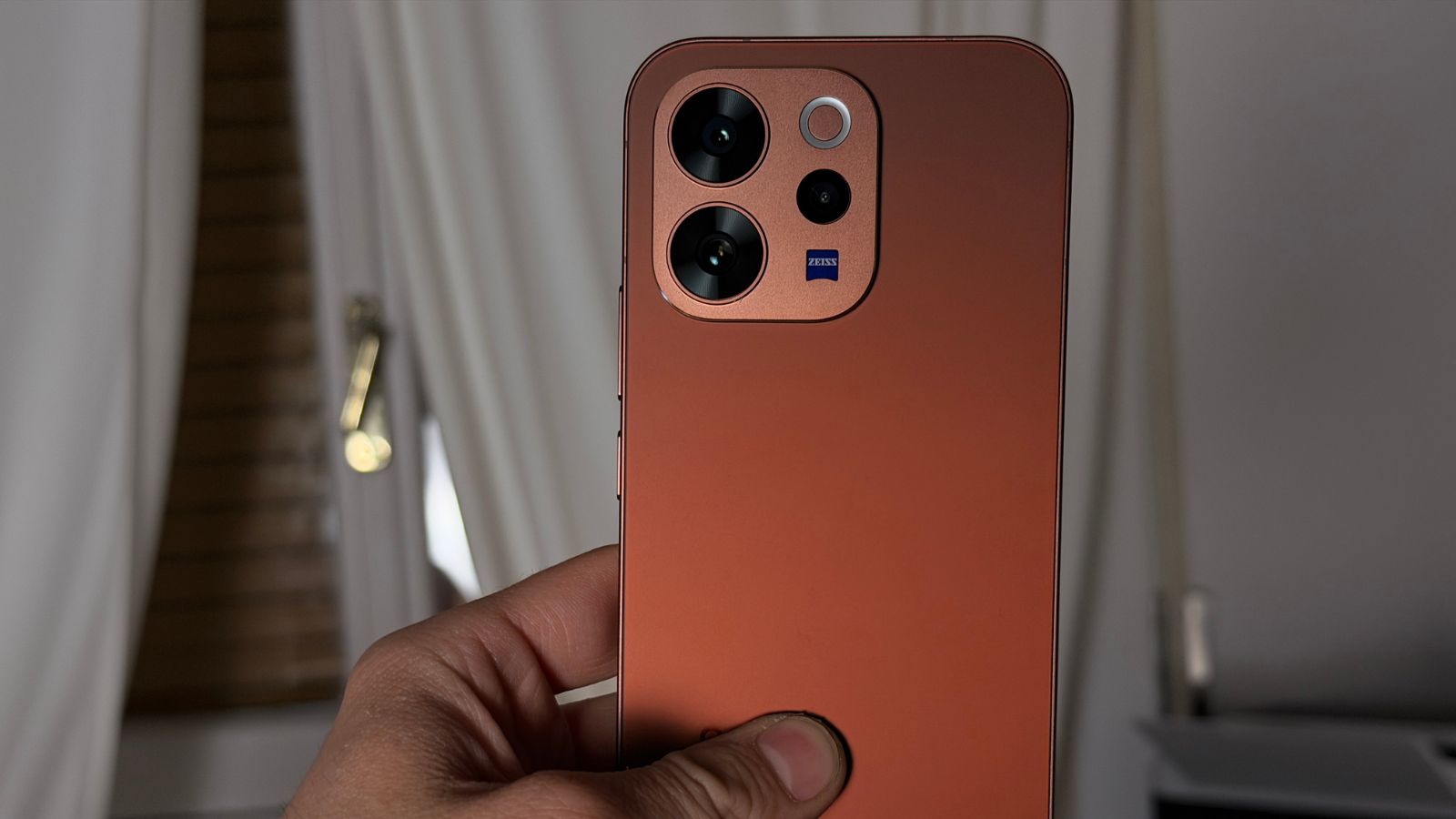 Vivo V70 Vivo V70