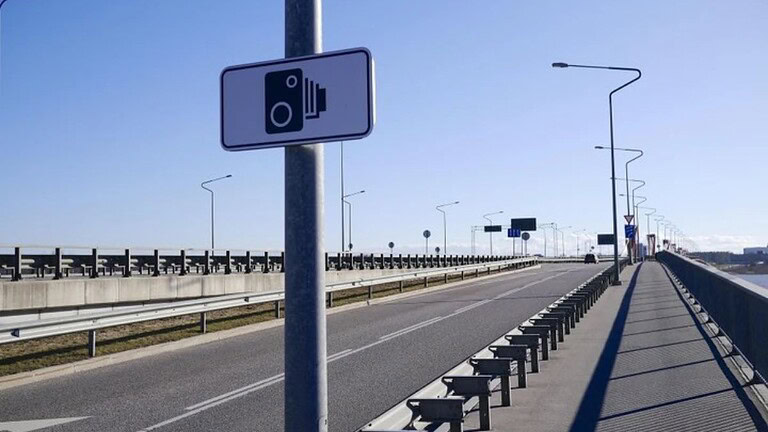Andava a 129 km/h, multa per eccesso di velocità annullata: ecco perché