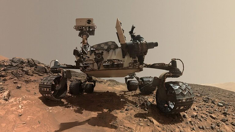 Marte: il rover Curiosity scopre molecole simili ai mattoni del DNA