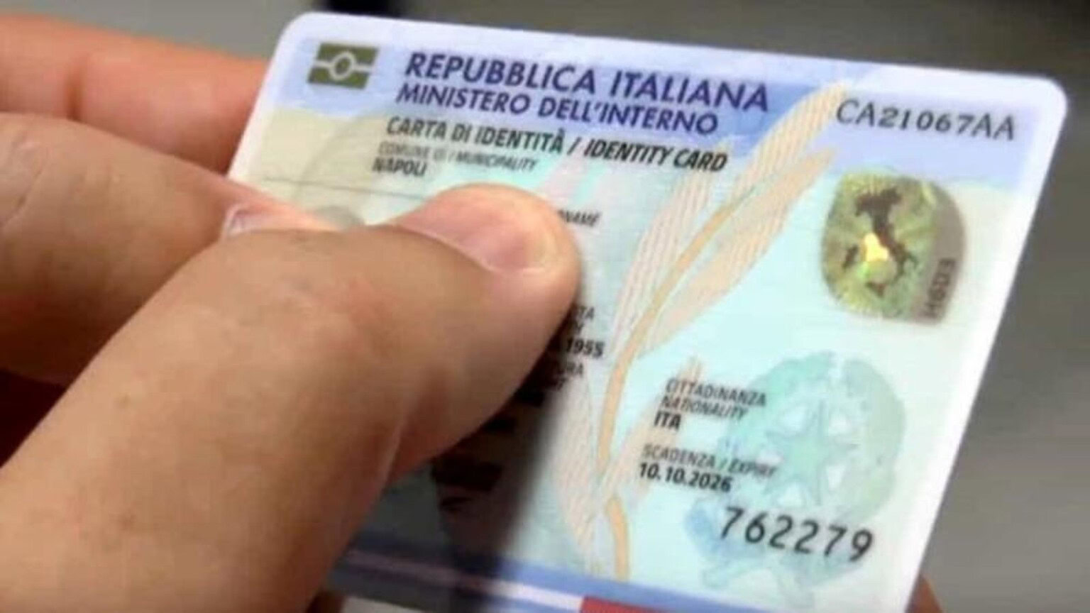 CIE: non aspettato fino all'ultimo per richiederla, ecco perché
