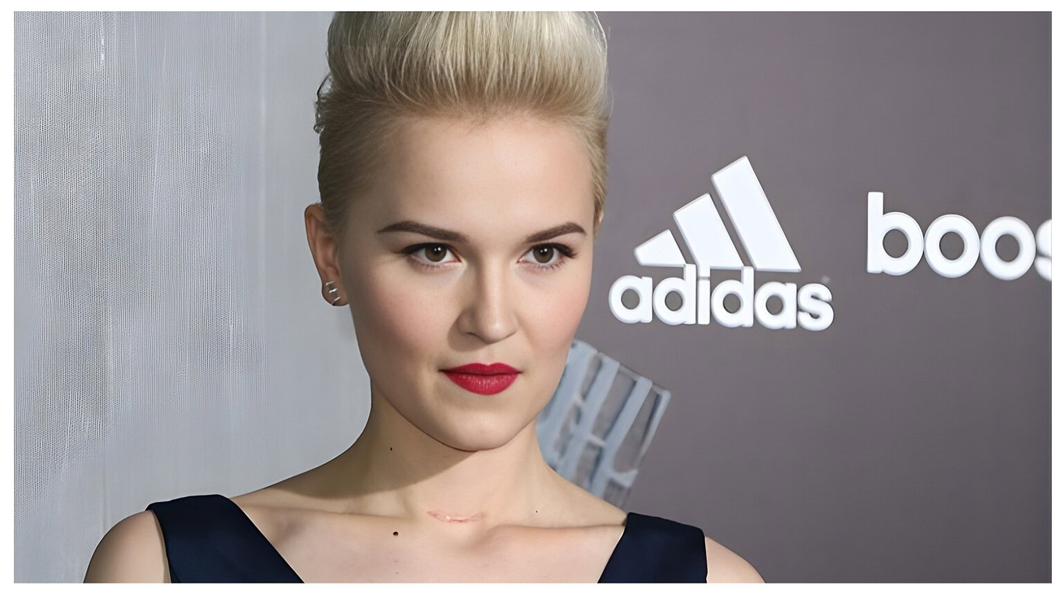 Veronica Roth