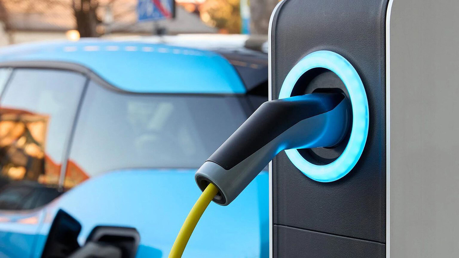 auto elettriche colonnina