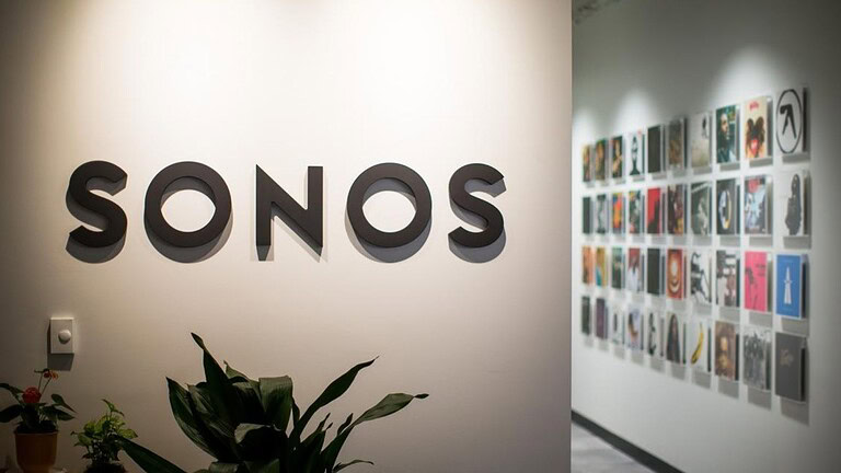 Sonos taglia il marketing: cosa sta succedendo nell'azienda