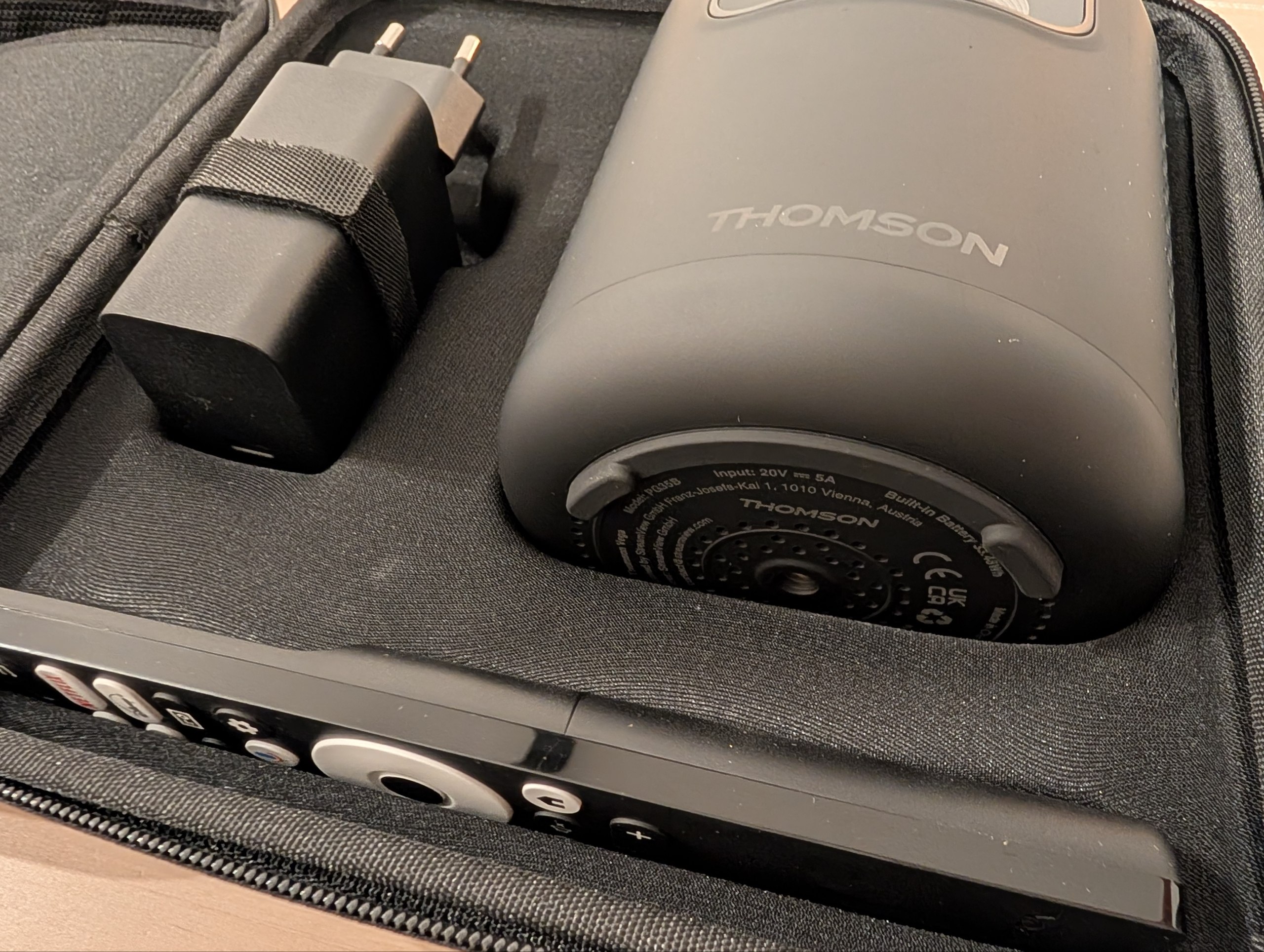Thomson Vega PG35B (17)