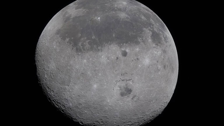 Artemis II batte un record storico e dà un nome a un cratere lunare - Artemis II record storico