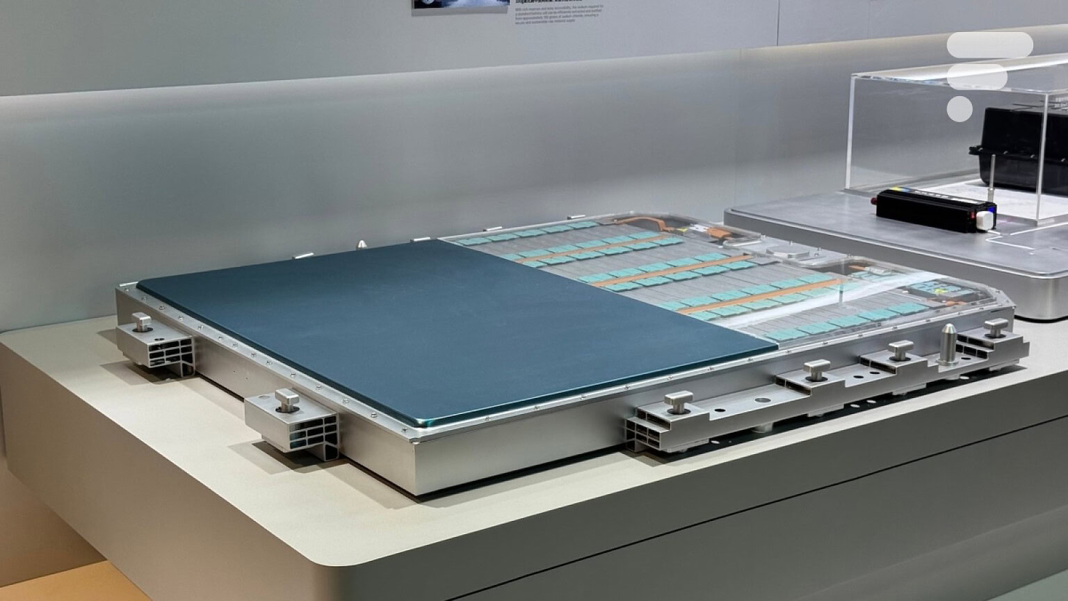 CATL Naxtra: la batteria al sodio che può cambiare tutto - batteria al sodio CATL