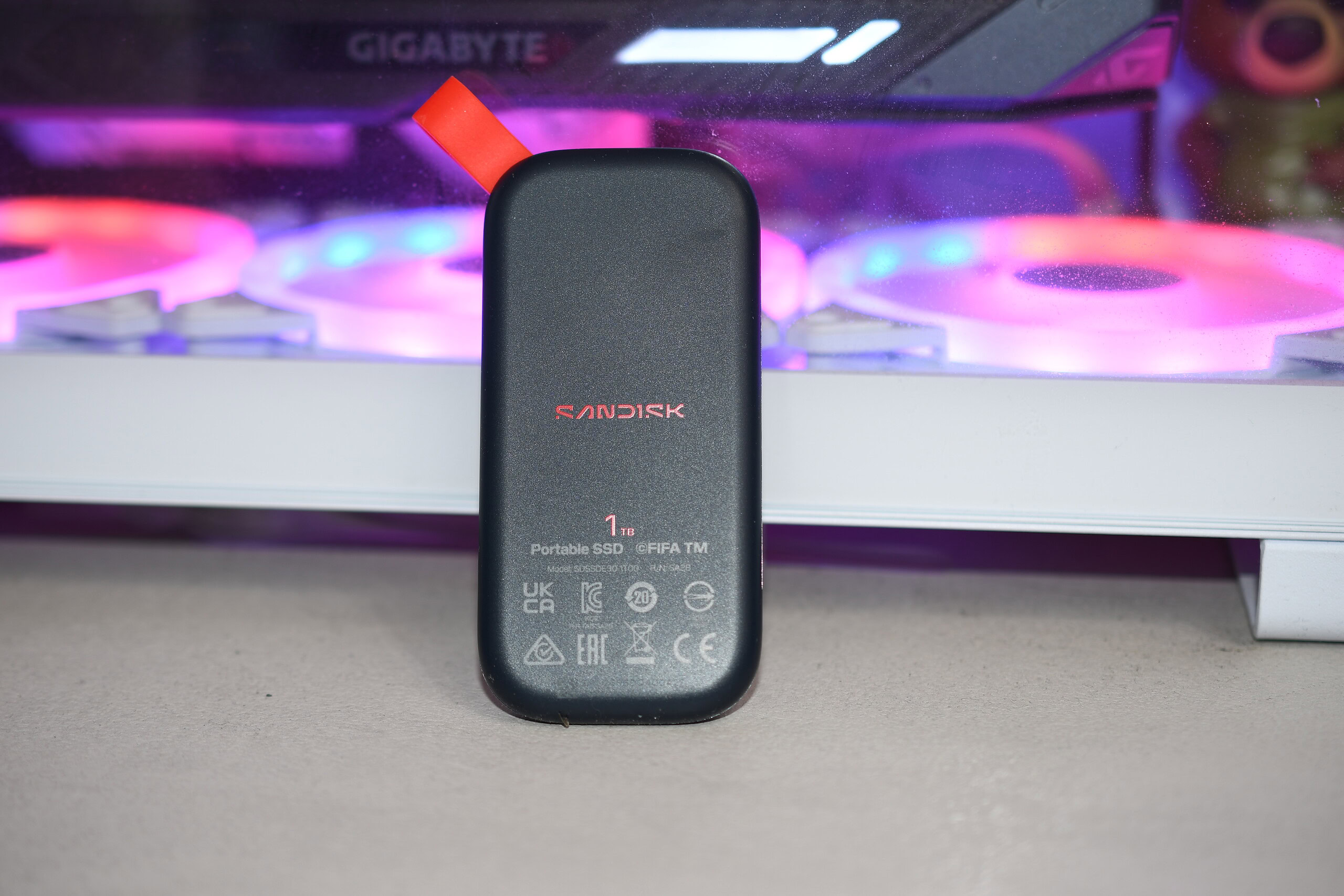 SANDISK Portable SSD: FIFA World Cup 2026 Edition - design Bozza automatica