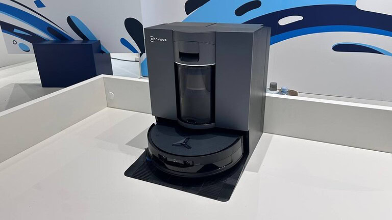 ECOVACS DEEBOT X12 OmniCyclone e PRO OMNI: la tecnologia FocusJet cambia tutto
