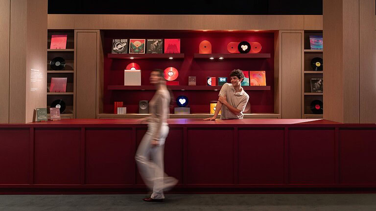 Samsung alla Milan Design Week con "Design Is an Act of Love" dal 20 aprile