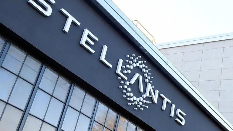 Stellantis, nessun brand verrà chiuso: ecco i 4 marchi su cui punterà