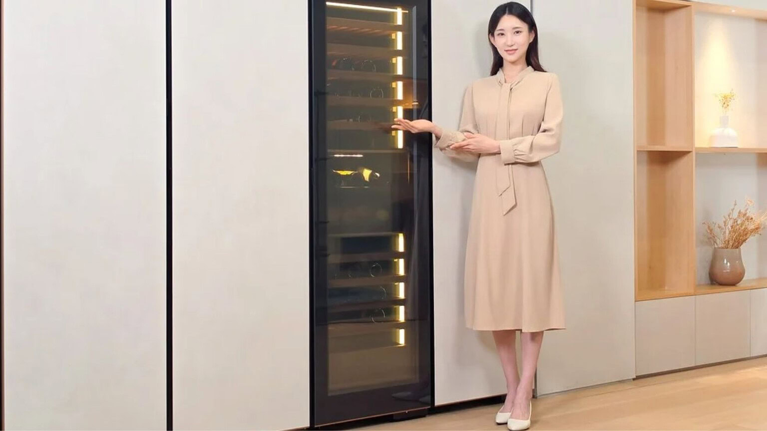 Samsung lancia la cantinetta AI che riconosce i vini da sola
