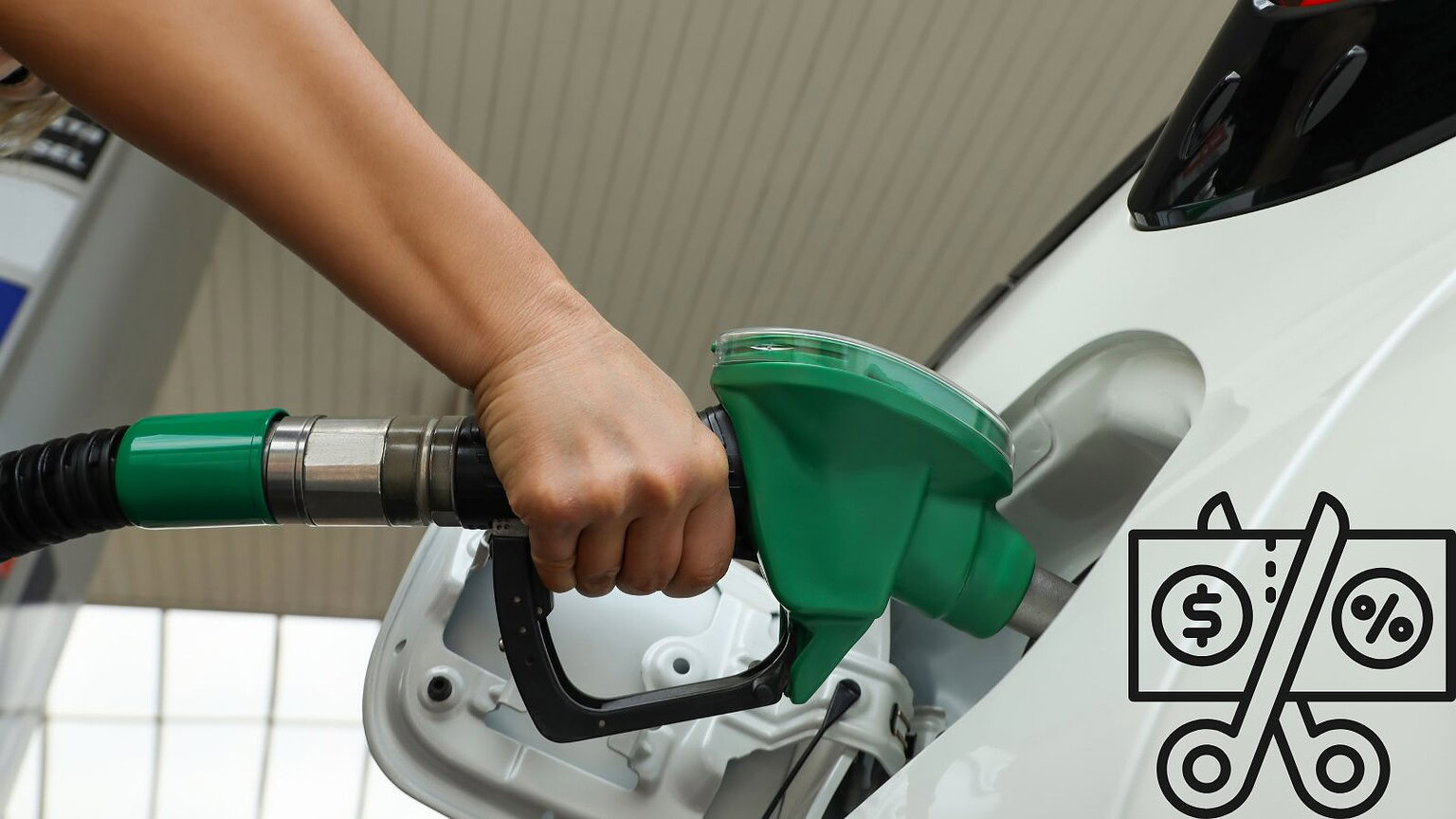 Accise carburanti prorogate al 1° maggio è ufficiale: quanto si risparmia davvero