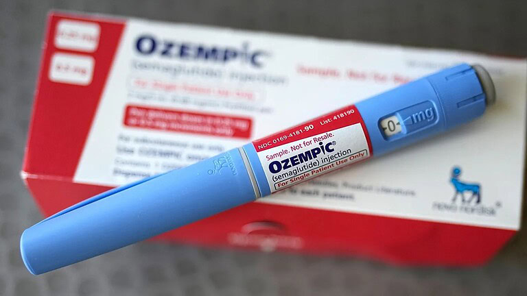 Ozempic: lo studio su 400.000 post Reddit svela effetti collaterali nascosti