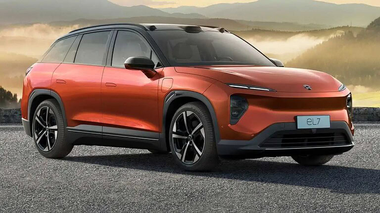Nio chiede standard comuni per batterie e chip: i risparmi in gioco