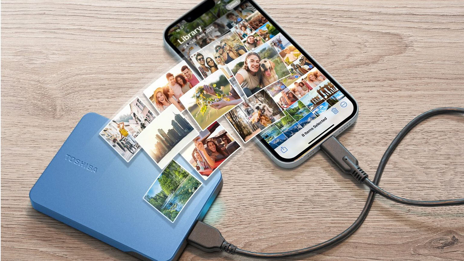 Toshiba Canvio Flex arriva in blu metallizzato per il mercato italiano
