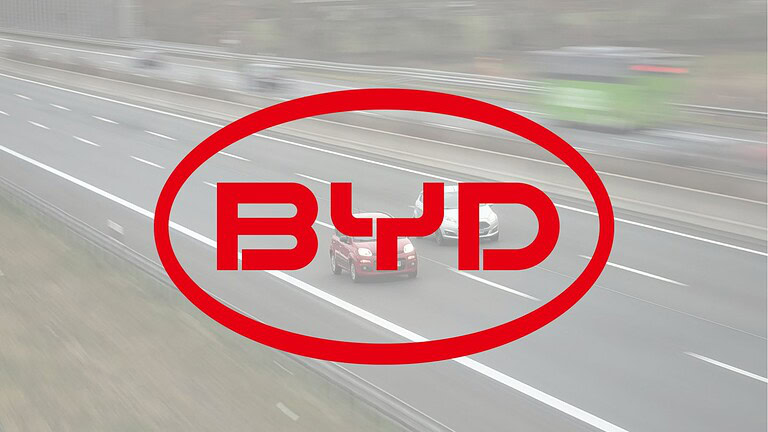BYD taglia 100.000 dipendenti con fatturato record: ecco perché