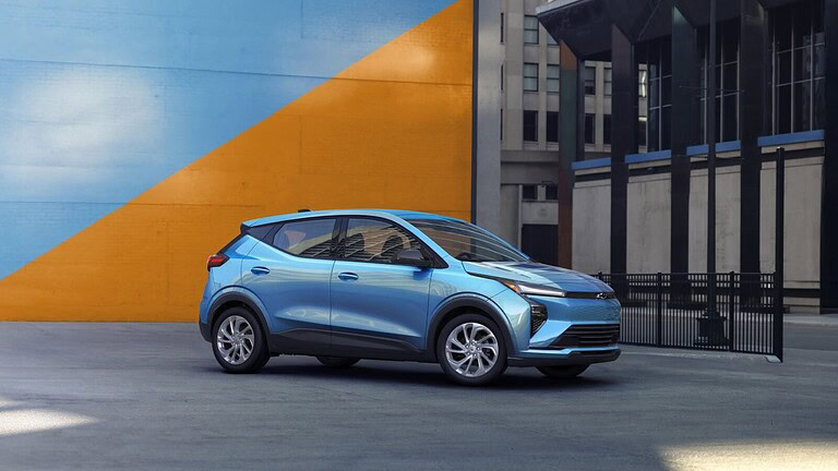 Chevrolet Bolt torna e costa meno di una Corolla: ecco perché