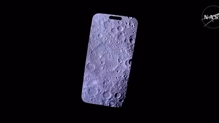 iPhone 17 Pro Max nello spazio: la foto della Luna che sta stupendo tutti