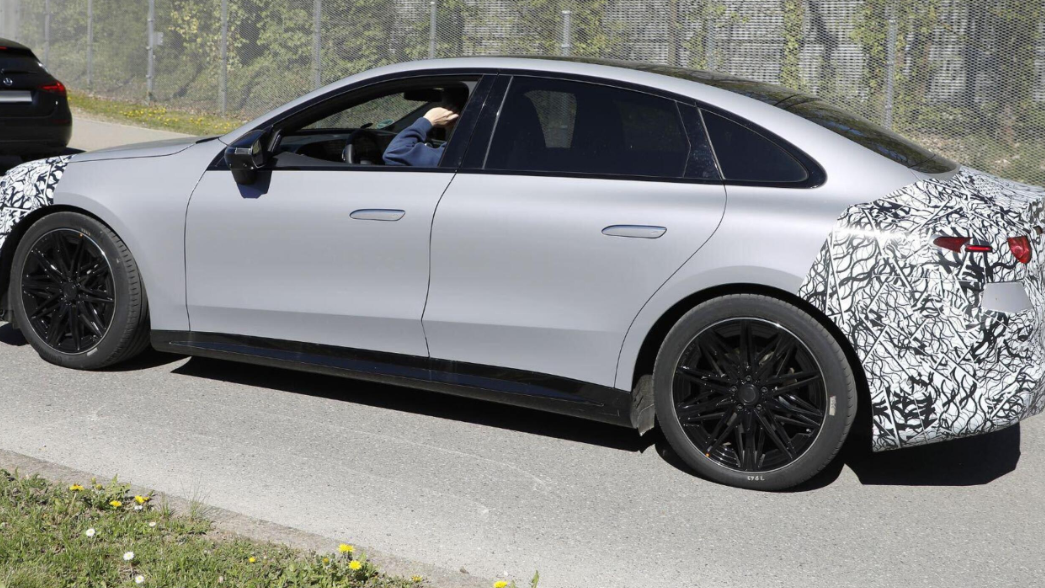 Mercedes C-Class EQ