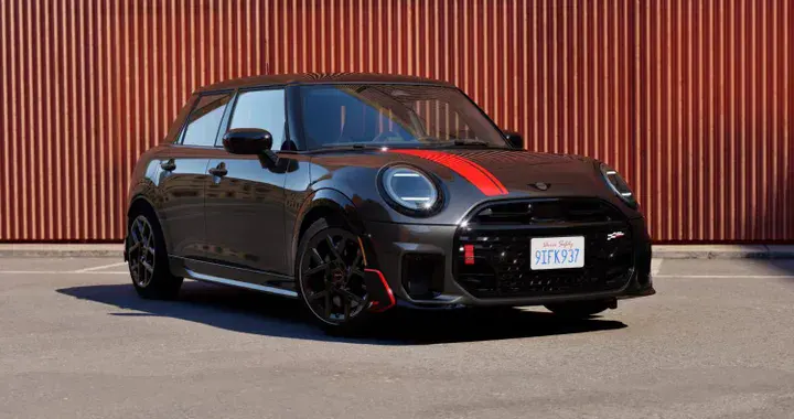 MINI Cooper S Red Line Edition