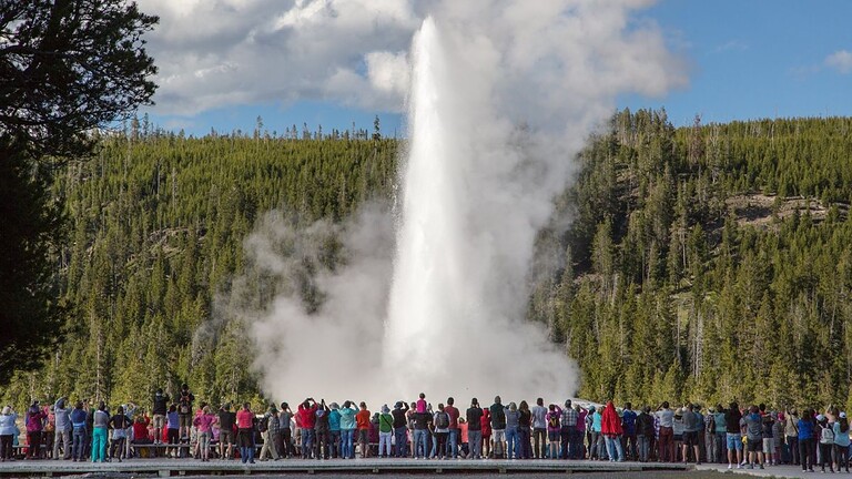 Old Faithful: quanta acqua emette davvero a ogni eruzione? - Old Faithful acqua eruzione