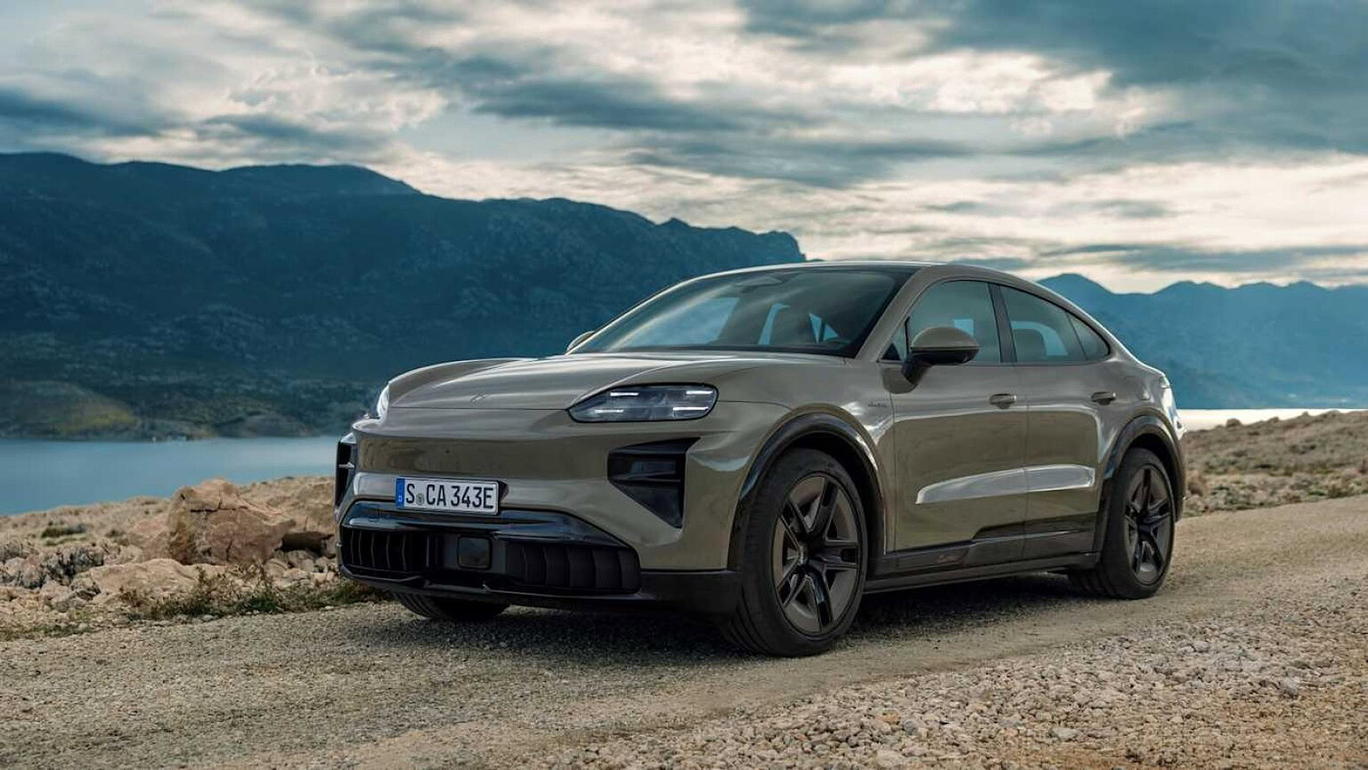 Porsche Cayenne Coupé Electric: potenza da record che lascia senza parole