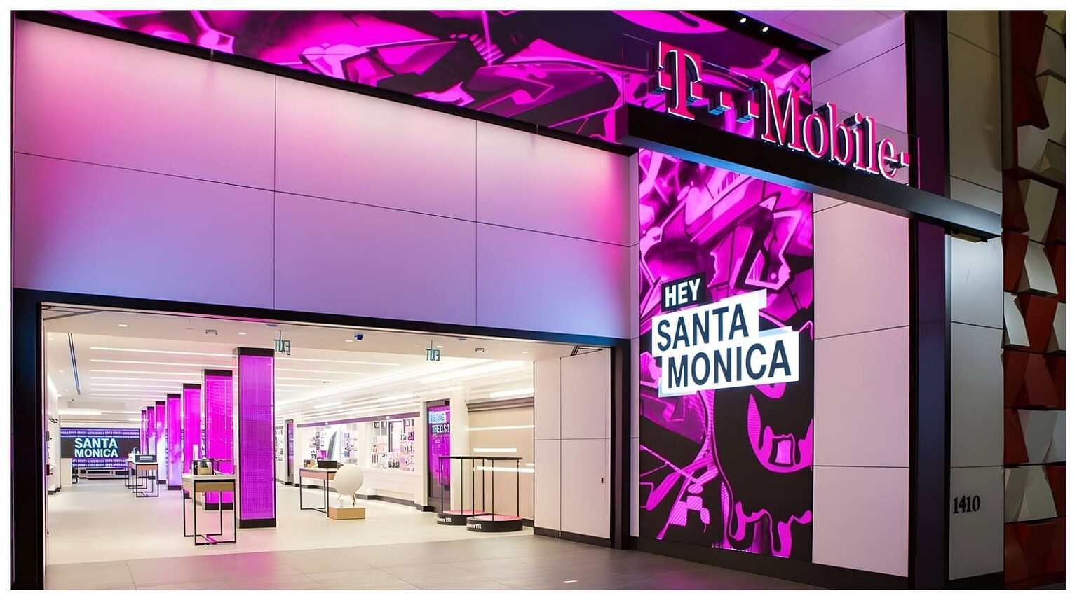 T-Mobile Verizon AT&T