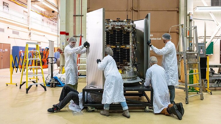 Chandra, la NASA avvia i test per salvare il telescopio in caduta - telescopio Chandra salvataggio