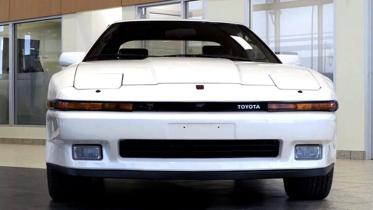 Toyota Supra Turbo 1987: solo 5.257 miglia e gomme originali